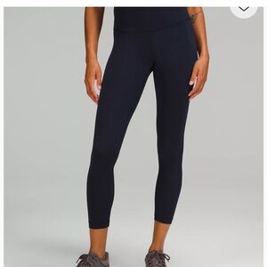 Lululemon wunder train tight size 4 25”